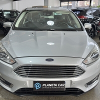 FOCUS SEDAN TITANIUM 2.0