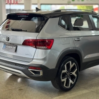 Taos Highline 1.4 TSI (Aut) (Flex)
