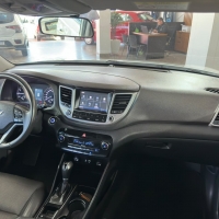 TUCSON GLS 1.6 TURBO