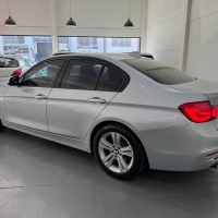 320I MODERN SPORT 2.0 TURBO AUTOMÁTICA
