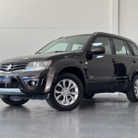 GRAND VITARA L EDITION 2.0 AUT. COM INTERIOR CARAMELO + TETO SOLAR
