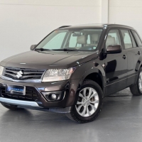 GRAND VITARA L EDITION 2.0 AUT. COM INTERIOR CARAMELO + TETO SOLAR