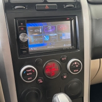 GRAND VITARA L EDITION 2.0 AUT. COM INTERIOR CARAMELO + TETO SOLAR