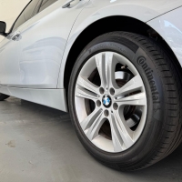 320I MODERN SPORT 2.0 TURBO AUTOMÁTICA