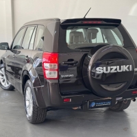 GRAND VITARA L EDITION 2.0 AUT. COM INTERIOR CARAMELO + TETO SOLAR