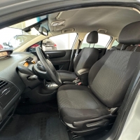 C4 GLX 2.0 AUTOMÁTICO 