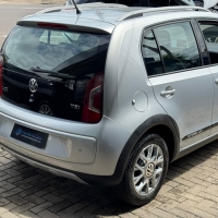 Up! 1.0 12v TSI E-Flex Cross